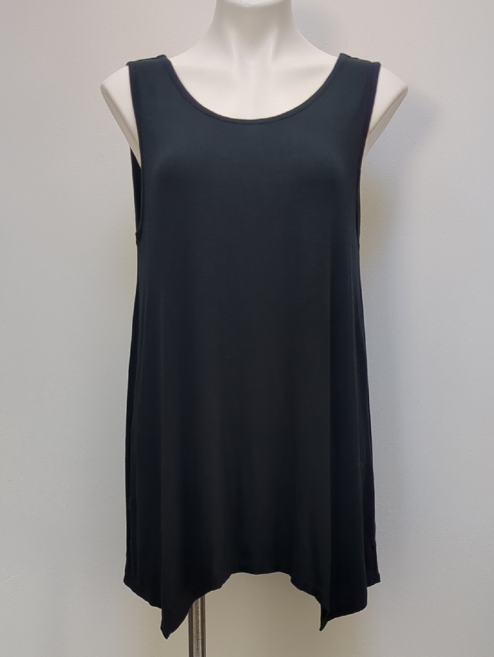 Soft Surroundings Black Twist Back Tank Top Hi Low Drapey Tunic size M lagenlook